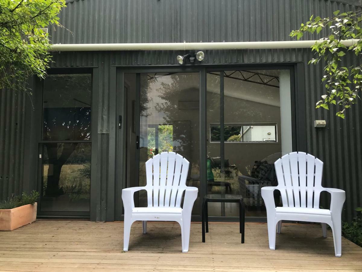 Langleys Port Campbell Hobby Farm Apartment Exterior photo